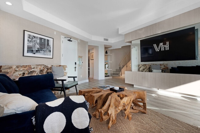 Building Photo - 1395 Brickell Ave Unit FL34-ID1039126P