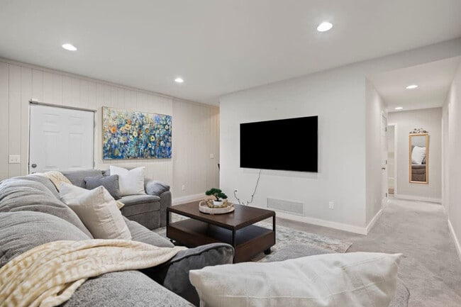 Photo - 106 Bishop Cove Rd Unit ID1264826P