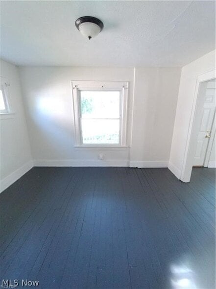 Photo - 175 Charles Ave NE