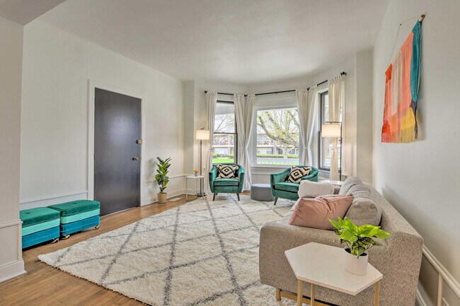 Photo - 1129 Augusta St Unit ID1306409P