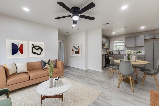 Photo - 2908 Scottsbluff Dr
