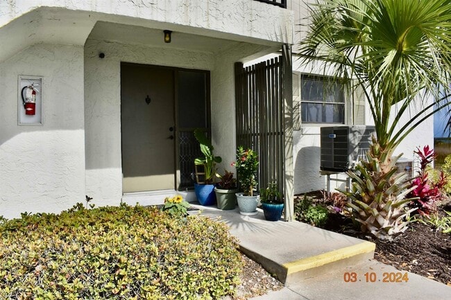 Photo - 15 Cartagena Ct