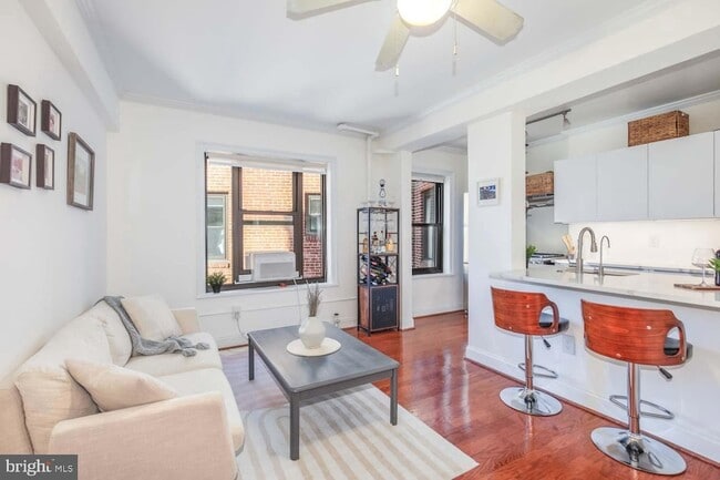 Photo - 2100 19th St NW Unit 701