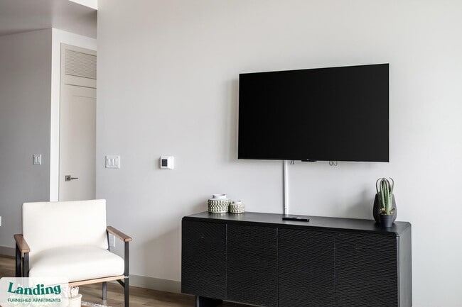 Photo - 151 S State St Unit 712.1410735