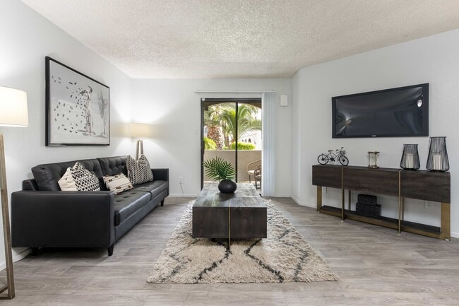 Photo - Stonybrook Apartments