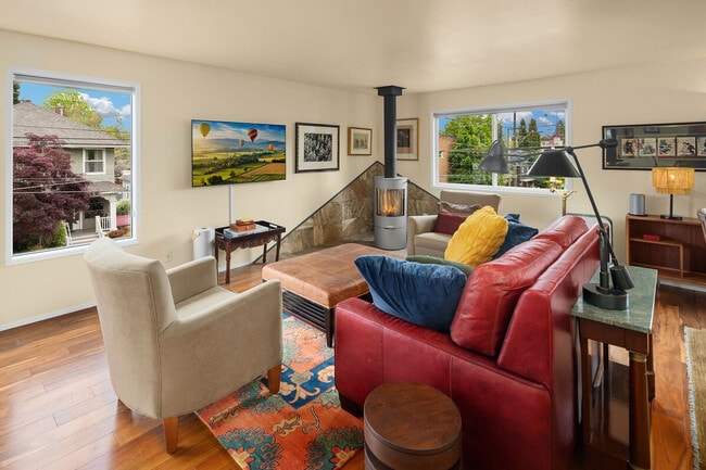 Photo - 401 W Galer St Unit ID1231003P