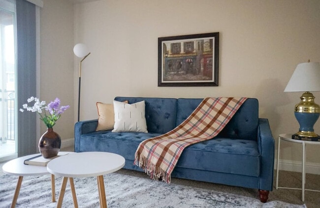 Building Photo - 12701 N Pennsylvania Ave Unit ID1036805P