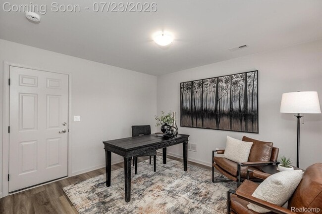 Photo - 3032 Hydrangea Ln
