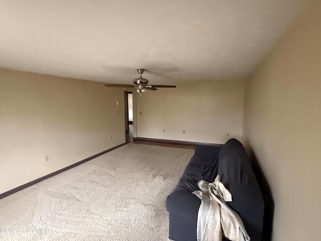 Photo - 540 Monroe St