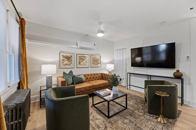 Building Photo - 1500 Ridge Pl SE Unit SI ID1491693P