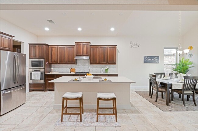 Photo - 228 Lockhart Lp