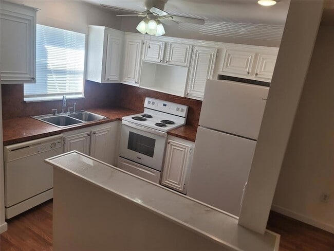 Photo - 805 W Oakland Park Blvd Unit E7