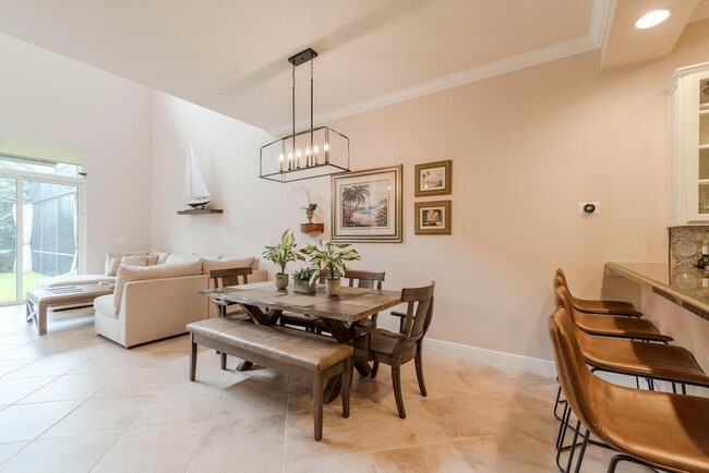 Photo - 106 Renaissance Dr