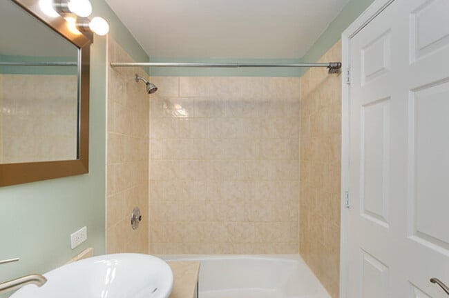 Photo - 1600 N Halsted St Unit ID1035504P