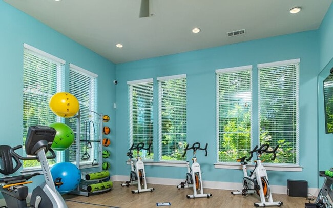 Building Photo - 510 Guthridge Ct NW Unit ID1332025P