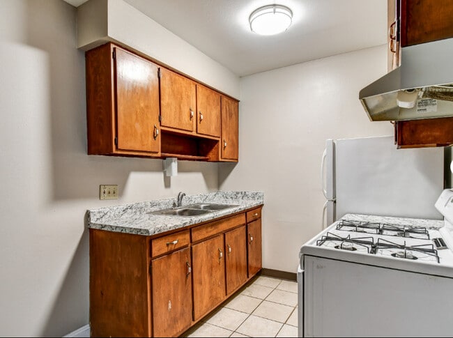 Photo - PineView Apartments