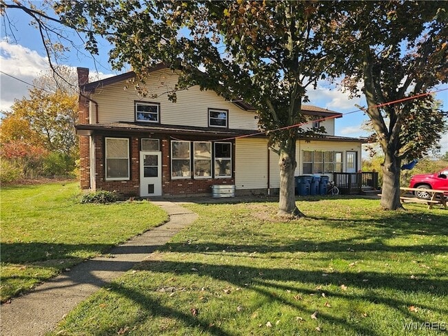 Photo - 1970 Sturgeon Point Rd