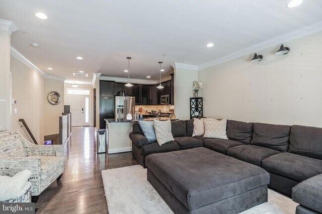 Photo - 392 Buckeye Cir