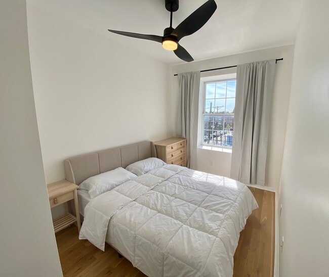 Photo - 388 Communipaw Ave