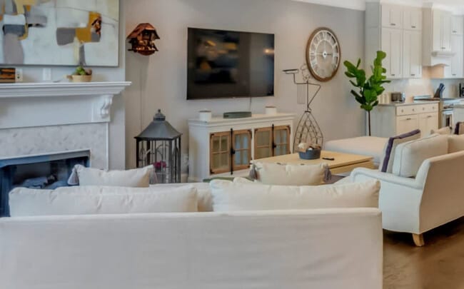 Photo - 305 Alice St Unit ID1244804P