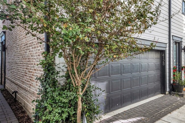 Photo - 4128 Willowbend Blvd