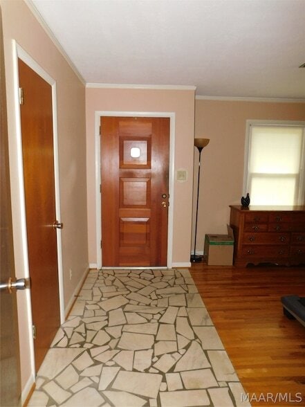 Photo - 1203 Oates Rd