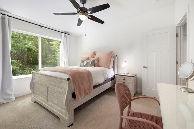 Photo - 313 E Noble Ln Unit ID1221817P