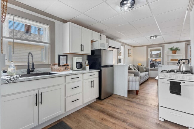 Photo - 2 Island Path Unit ID1312405P