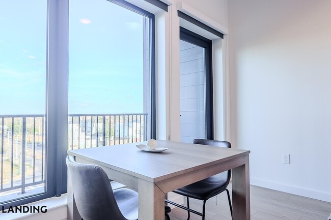 Photo - 2623 Keene St Unit 415