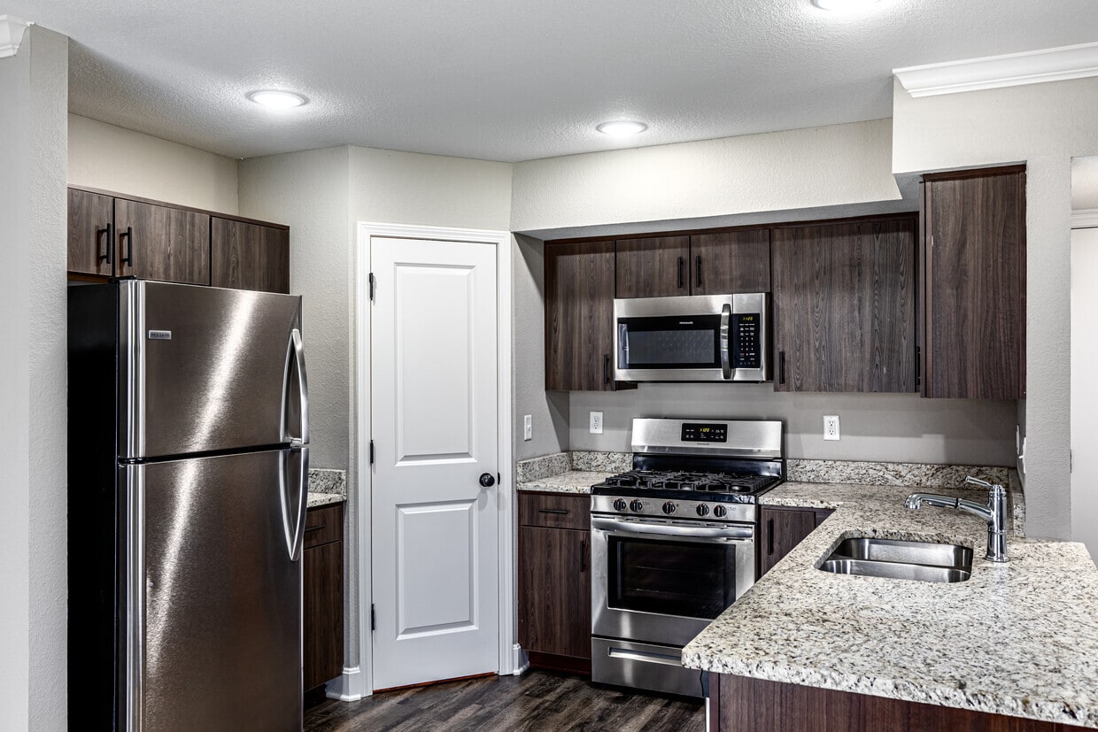 Floor Plan - Townhome | C2