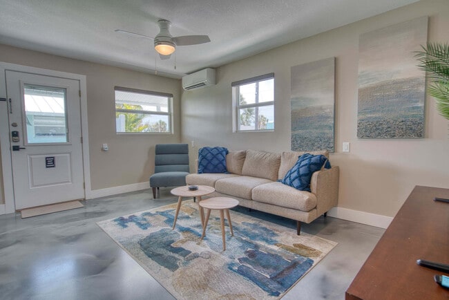 Photo - 126 Mango St Unit FL1-ID1226361P