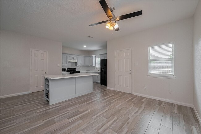 Photo - 6623 Arabella St
