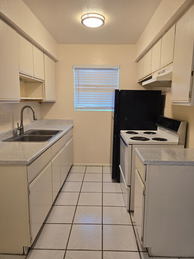 Photo - 2843 East 17th Street