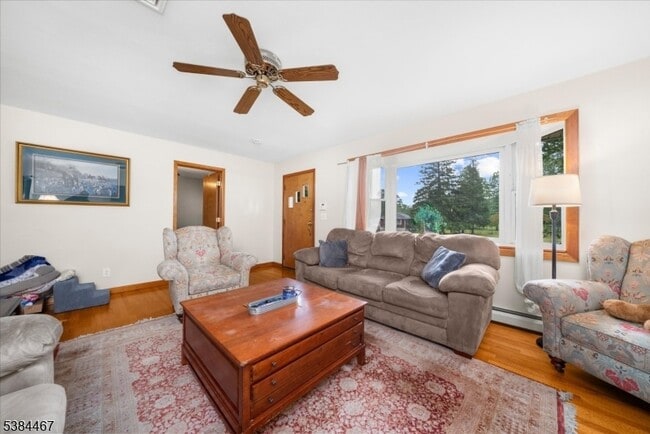 Photo - 154 Old Croton Rd