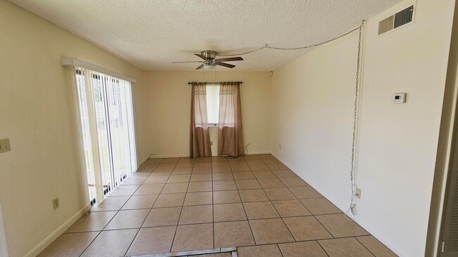 Photo - 1050 N Fiske Blvd Unit 501