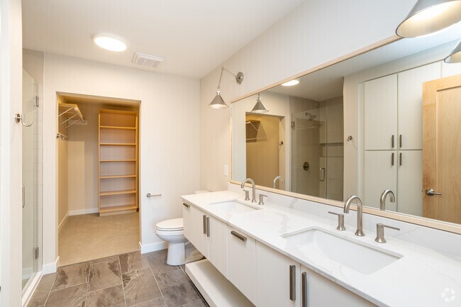 2BR, 2BA - 1,336SF - Primary Bathroom - The Dakota Flats at Cherapa Place
