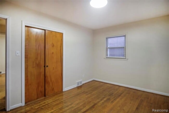 Photo - 24101 Westhampton St