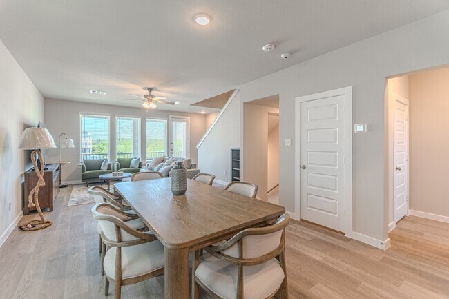 Photo - 494 S Centro Cir