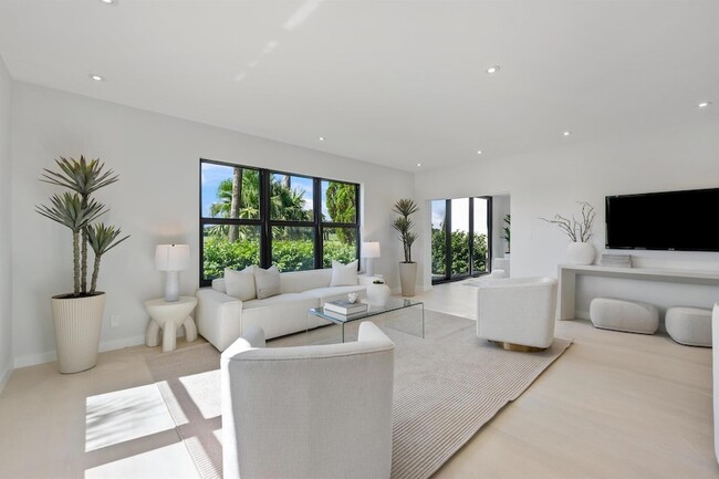 Photo - 800 Greensward Ct Unit 107I