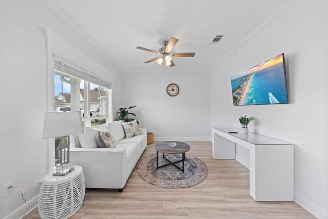 Photo - 206 Piper Cv Unit SI ID1447122P