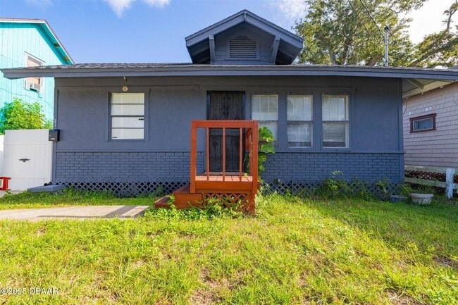 Photo - 121 Bellevue Ave