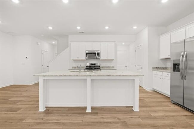 Photo - 84 Smithwood Dr