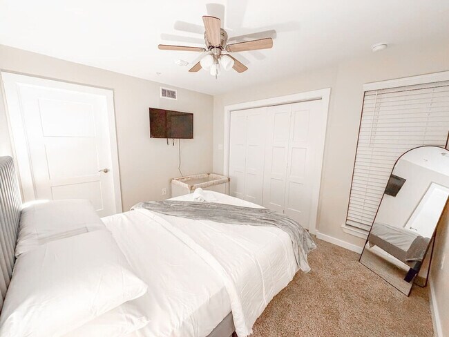 Photo - 1450 N Hwy 360 Unit SI ID1507122P