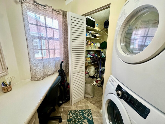 Photo - 501 Nettles Blvd Unit SI ID1537506P