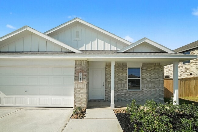 Photo - 6315 Linden Leaf Dr