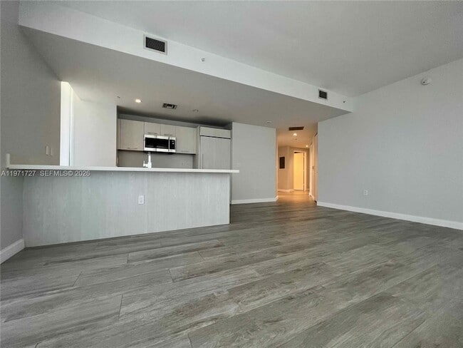Photo - 45 SW 9th St Unit 3703
