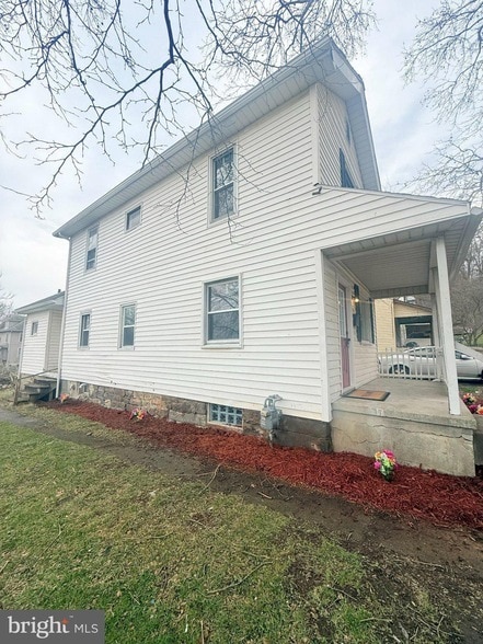 Photo - 503 Galbreath St