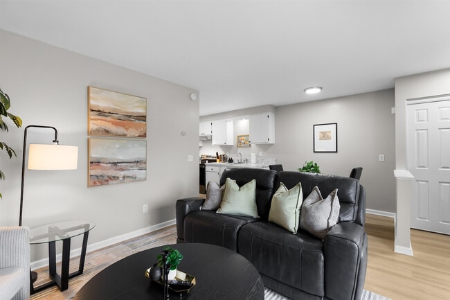 Photo - 55 Hollywood Ct Unit SI ID1032368P