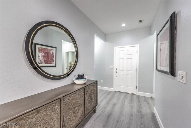 Photo - 2538 Venus Star St