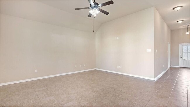 Photo - 42189 Broad Walk Ave